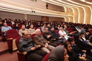 جشن بزرگ پرستاری در مرکز قلب و عروق شهید رجایی: عکس شماره 3 / 12
